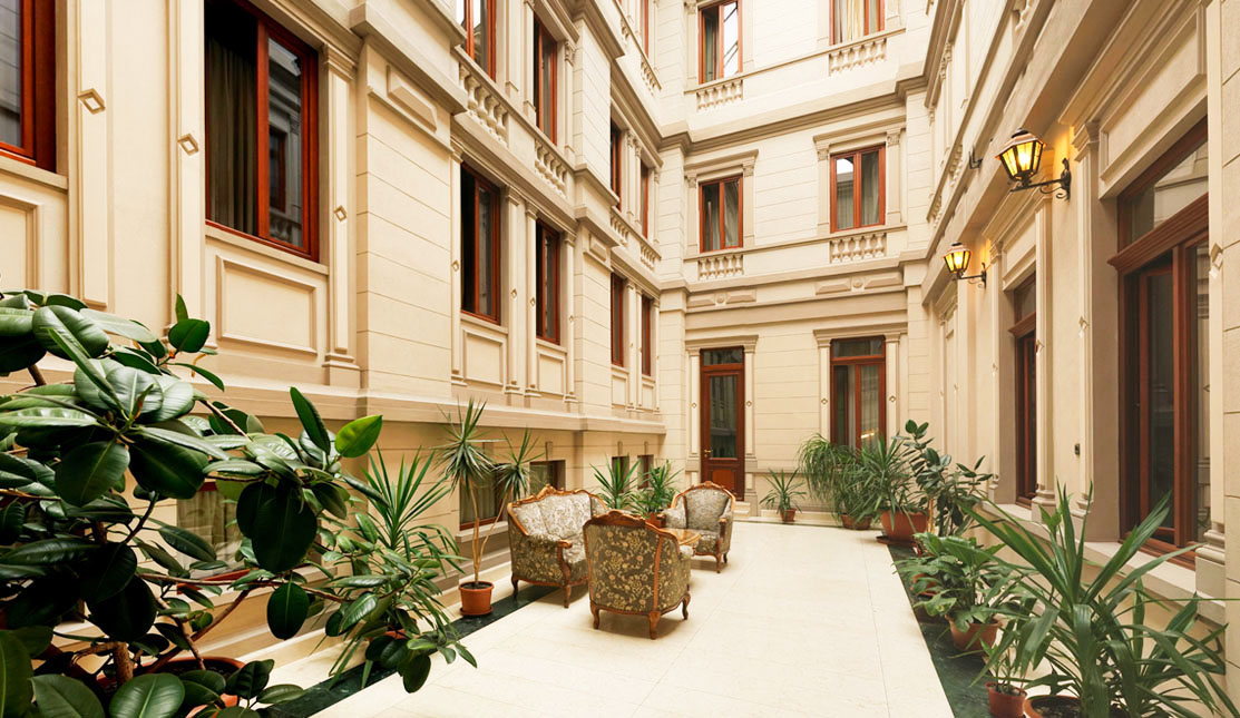 gradini interioare in hotel Casa Capsa, Bucuresti